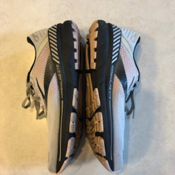Brooks Adrenaline GTS 22 Running Shoes Women 10 Pink Pearl Medium B Excellent - Picture 9 of 9